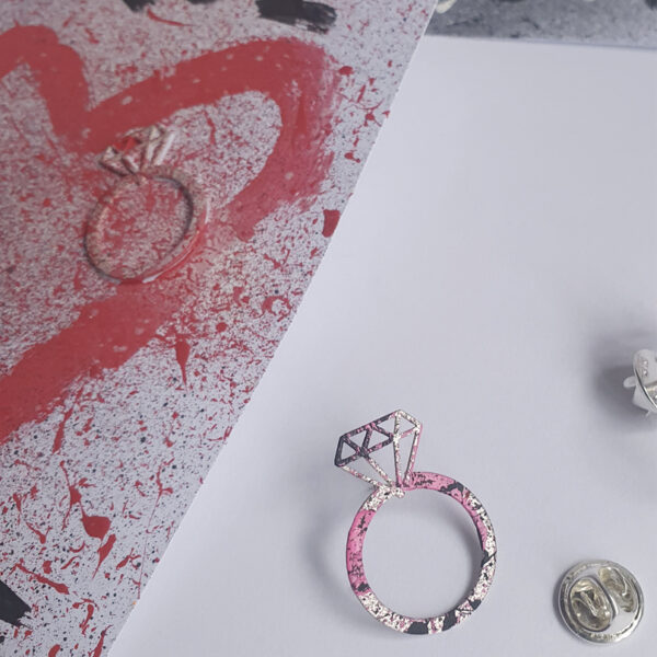 Pins INFINITY "ART FREE" - Imagen 3